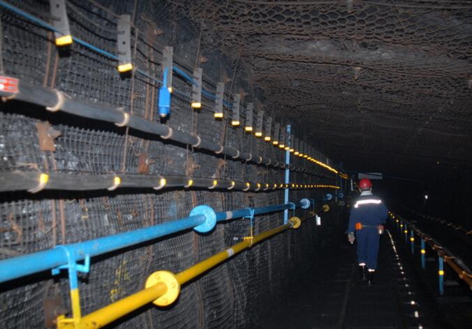 MGTSV光纜價(jià)格，4-48芯MGTSV礦用阻燃光纜廠家供應(yīng)