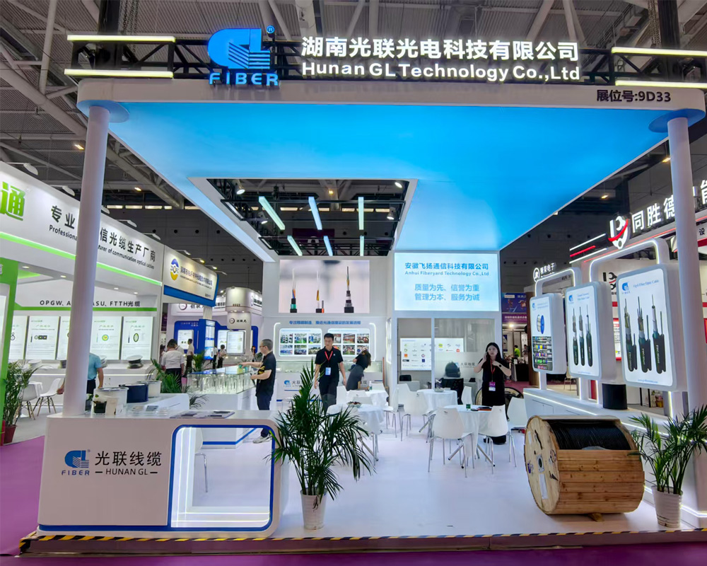 湖南光聯(lián)光電科技有限公司璀璨亮相2025深圳光博會，引領(lǐng)光電技術(shù)新未來